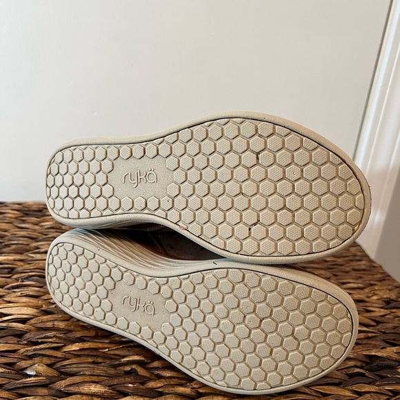 RYKA Niah Brown Suede Chelsea Boots - Women’s Size 6M - Picture 9 of 9